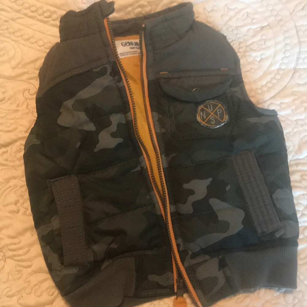 OshKosh Camoflauge Winter Vest